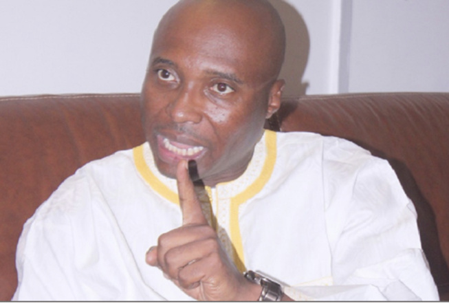 Barth Dias bombarde les agents des impôts et domaines véreux : «Tous les fonctionnaires milliardaires sont des voleurs» Barth Dias bombarde les agents des impôts et domaines véreux : «Tous les fonctionnaires milliardaires sont des voleurs»