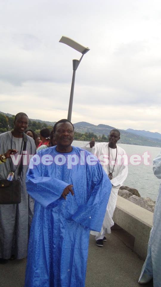 Chiekh Bethio Thioune nous revient en forme avec ses pas de danse Chiekh Bethio Thioune nous revient en forme avec ses pas de danse