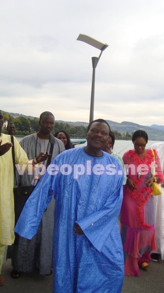 Chiekh Bethio Thioune nous revient en forme avec ses pas de danse Chiekh Bethio Thioune nous revient en forme avec ses pas de danse