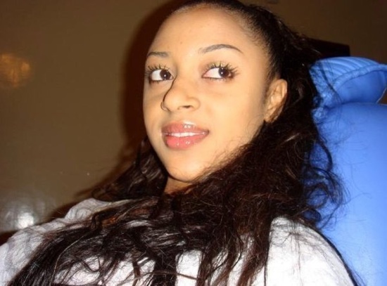 Soxna Aidara prend désormais en charge l'enfant de Penda Niang, l'ex copine de Waly Seck Soxna Aidara prend désormais en charge l'enfant de Penda Niang, l'ex copine de Waly Seck