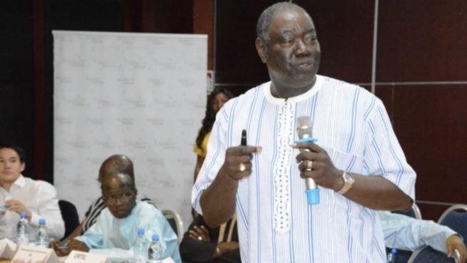 Martin Faye dénonce la sortie de Racine Talla qui avait appelé en pleine émission pour recadrer Seynabou Diop et Ibrahima Diédhiou…