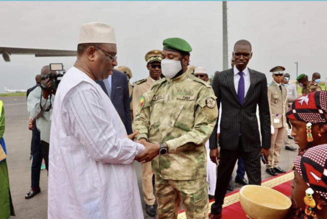 Visite d’État au Mali : Macky Sall "pour une issue heureuse à cette transition" Visite d’État au Mali : Macky Sall "pour une issue heureuse à cette transition"