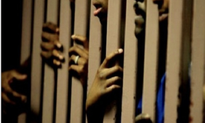 Mali: 49 militaires ivoiriens accusés d'être des "mercenaires" inculpés et écroués Mali: 49 militaires ivoiriens accusés d'être des "mercenaires" inculpés et écroués