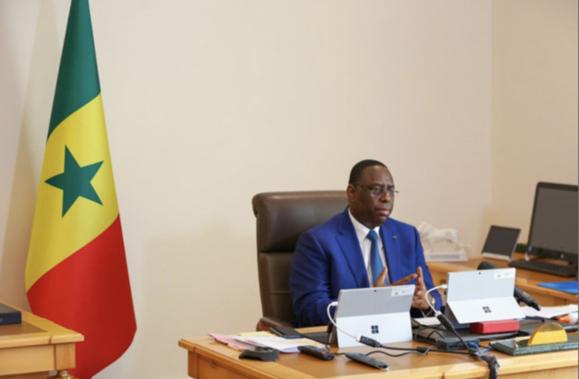 Stress, coulisses, limogeages...: Même le regard et les poignées de main du président sont interprétés, selon Serigne Mbacké Ndiaye