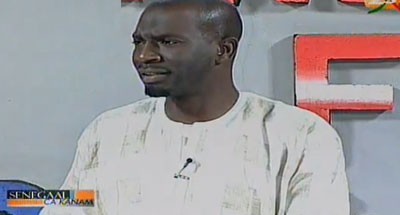 CORRECTION - Mamadou Sy Tounkara terrorise le Palais quand un communiqué est diffusé CORRECTION - Mamadou Sy Tounkara terrorise le Palais quand un communiqué est diffusé
