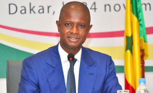 Ordures dans les canalisations: Antoine Diome avertit les populations Ordures dans les canalisations: Antoine Diome avertit les populations