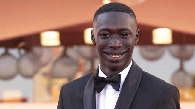 Comment Khaby Lame est devenu le roi de TikTok et a gagné une fortune sans avoir besoin de prononcer un seul mot Comment Khaby Lame est devenu le roi de TikTok et a gagné une fortune sans avoir besoin de prononcer un seul mot