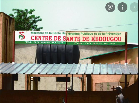 Kédougou/ Mort par césarienne d’une femme et de son bébé : Le gynécologue, l’anesthésiste et une infirmière placés en garde à vue Kédougou/ Mort par césarienne d’une femme et de son bébé : Le gynécologue, l’anesthésiste et une infirmière placés en garde à vue