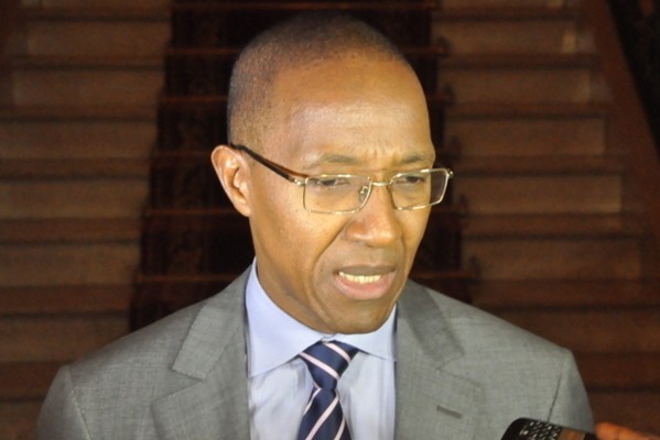Abdoul Mbaye : « L’intérêt général est plus puissant que le lobby Mimran » Abdoul Mbaye : « L’intérêt général est plus puissant que le lobby Mimran »
