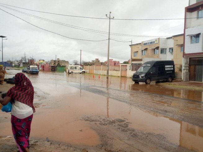 Inondations à Bambilor : L'hôtel de ville de la commune sous les eaux Inondations à Bambilor : L'hôtel de ville de la commune sous les eaux
