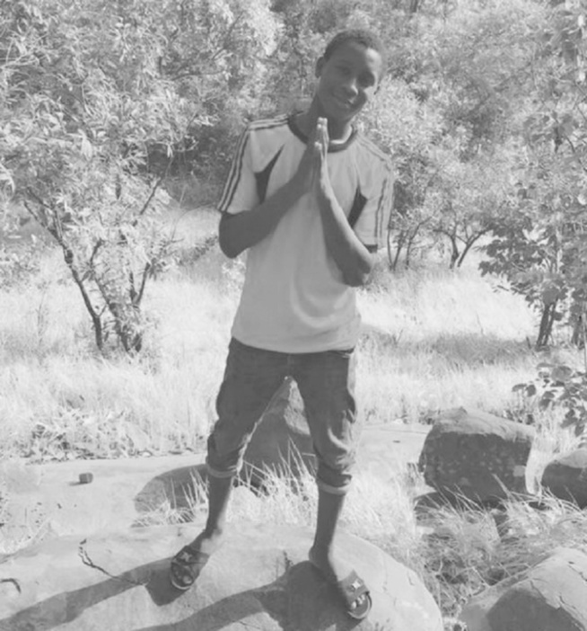 Drame à Bandafassi : Mountaga, un jeune joueur, perd la vie après un K.O sur le terrain Drame à Bandafassi : Mountaga, un jeune joueur, perd la vie après un K.O sur le terrain