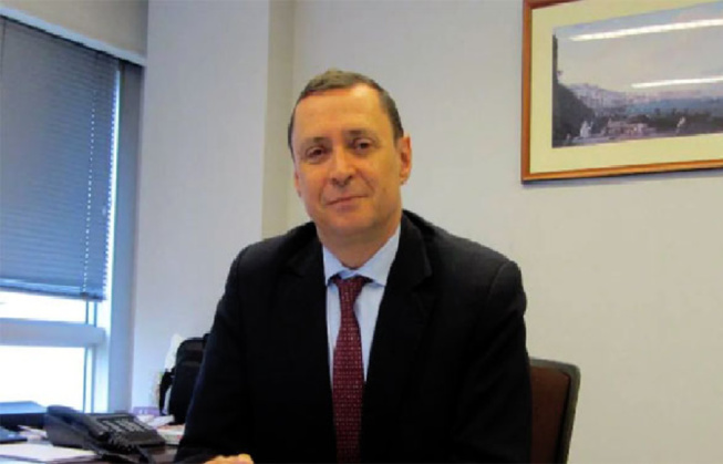 Didier Larroque nommé 1ier Conseiller de l’ambassade de France à Kinshasa : la fin de calvaire des demandeurs sénégalais de visa ? Didier Larroque nommé 1ier Conseiller de l’ambassade de France à Kinshasa : la fin de calvaire des demandeurs sénégalais de visa ?