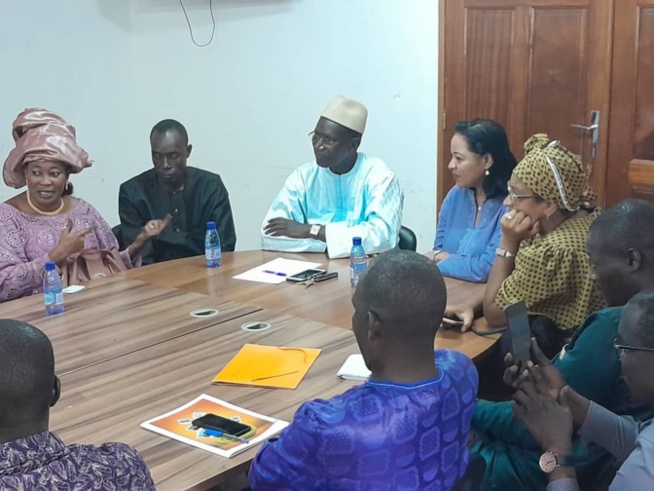 RETOUR AU TERROIR NATAL PATERNEL : Léna Sène à Meckhé sur les traces de son père Ibrahima Sène (PIT