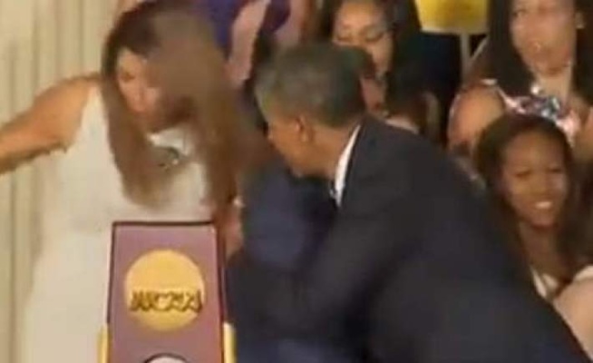 [Vidéo] Obama les fait toutes tomber