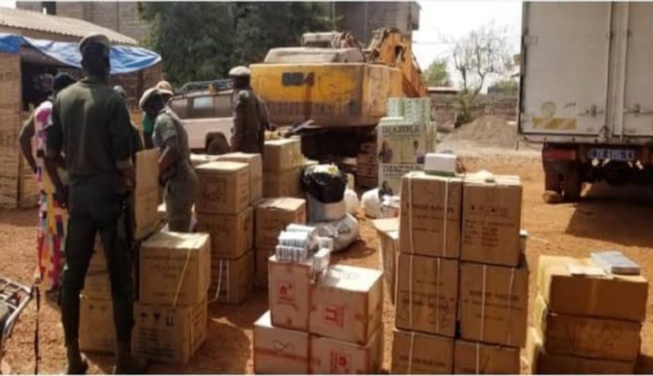 Lutte contre le trafic de médicaments: La gendarmerie de Nioro saisit une valeur de plus de 42 millions de F Cfa Lutte contre le trafic de médicaments: La gendarmerie de Nioro saisit une valeur de plus de 42 millions de F Cfa