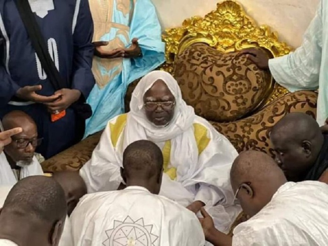 Magal Touba 2022 : Ousmane Sonko et leaders de la coalition Yewwi Askan wi dans la ville sainte Magal Touba 2022 : Ousmane Sonko et leaders de la coalition Yewwi Askan wi dans la ville sainte