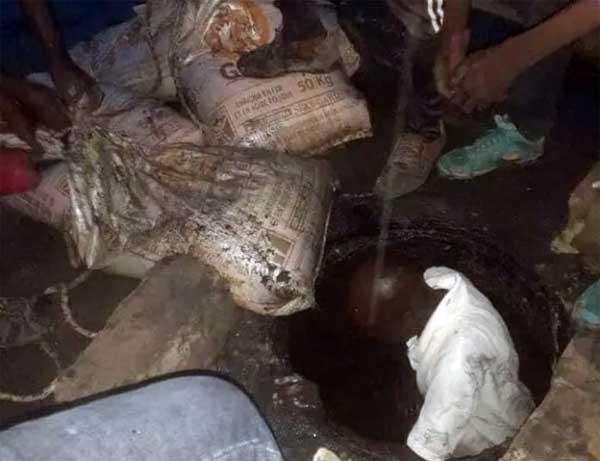 Sabotage des conduites d'eaux pluviales: Une dizaine de personnes déférées au parquet Sabotage des conduites d'eaux pluviales: Une dizaine de personnes déférées au parquet
