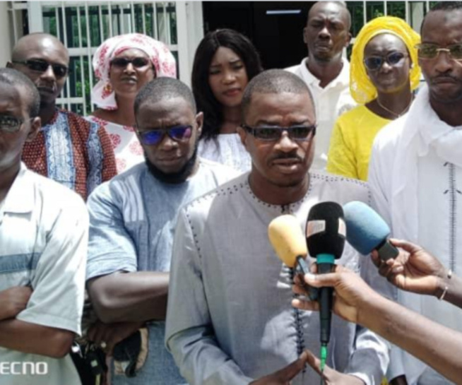 Saint-Louis / Grogne des travailleurs scolaires et universitaires sur la revalorisation salariale : «Pas d’ouverture des amphis si nous ne sommes pas remis dans nos droits !» Saint-Louis / Grogne des travailleurs scolaires et universitaires sur la revalorisation salariale : «Pas d’ouverture des amphis si nous ne sommes pas remis dans nos droits !»