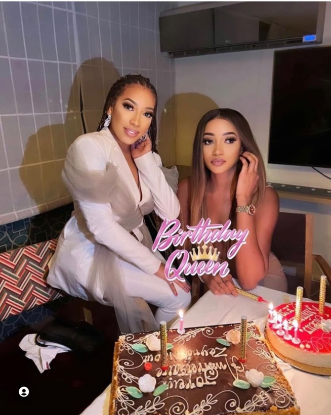 Anniversaire: Zeyna Ndour se régale avec sa meilleure amie Anniversaire: Zeyna Ndour se régale avec sa meilleure amie