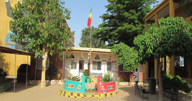 Mbour-Enseignement privé catholique : Le Sneecs menace de perturber la rentrée Mbour-Enseignement privé catholique : Le Sneecs menace de perturber la rentrée