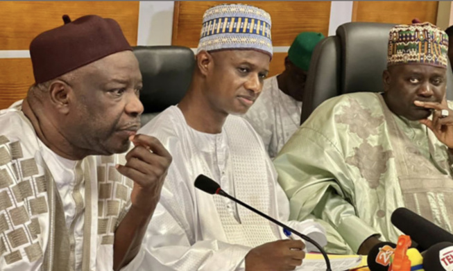 Gamou de Tivaouane: Antoine Diome avec le projet 4 milliards exécuté pour l'évacuation des eaux pluviales Gamou de Tivaouane: Antoine Diome avec le projet 4 milliards exécuté pour l'évacuation des eaux pluviales