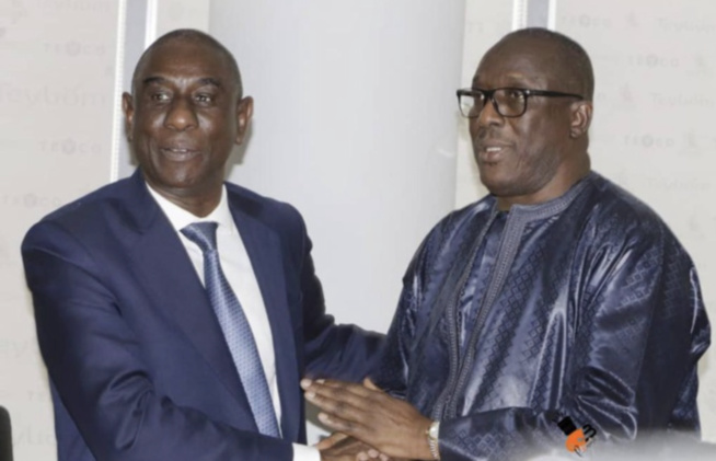 Passation de service: Cheikh Oumar Anne accueilli à bras ouverts, Mamadou Talla, plébiscité. Passation de service: Cheikh Oumar Anne accueilli à bras ouverts, Mamadou Talla, plébiscité.