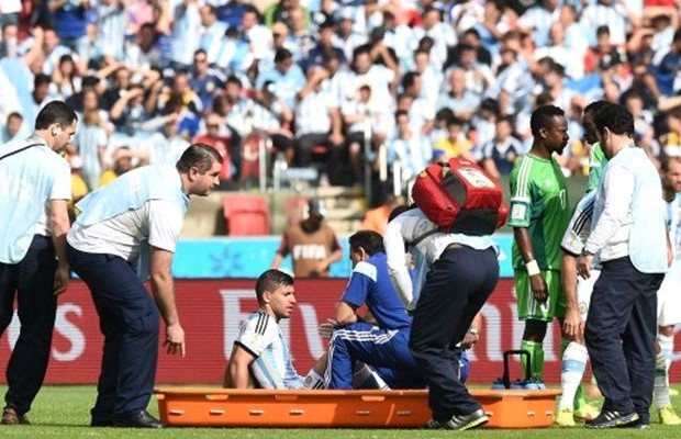 Argentine, Aguero forfait pour le reste du Mondial Argentine, Aguero forfait pour le reste du Mondial