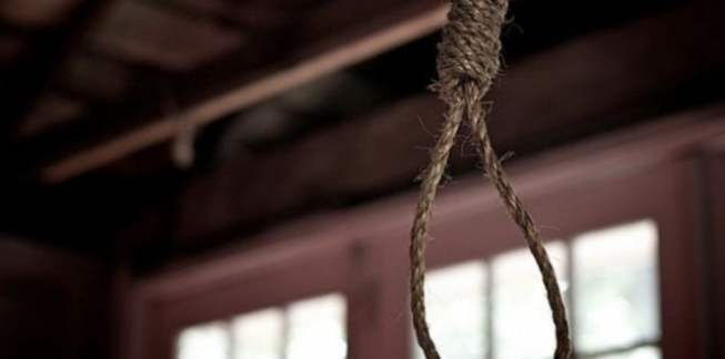 HLM Grand-Yoff: Nébuleuse autour d'un suicide, l'époux de la victime en garde-à -vue HLM Grand-Yoff: Nébuleuse autour d'un suicide, l'époux de la victime en garde-à -vue