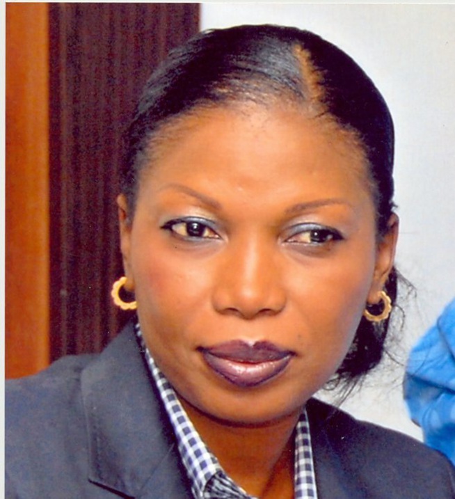 Me Dior Diagne, une dame de fer au cœur d'or, sainte et dévouée avocate au service de son peuple. Me Dior Diagne, une dame de fer au cœur d'or, sainte et dévouée avocate au service de son peuple.
