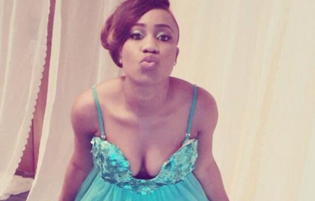 Une chanteuse nigériane offre sa virginité en échange de la libération des écolières enlevées par Boko Haram Une chanteuse nigériane offre sa virginité en échange de la libération des écolières enlevées par Boko Haram