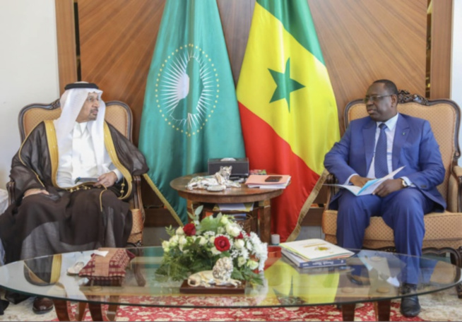 Coopération : Le ministre saoudien du Commerce et de l'Investissement reçu par le Président Sall Coopération : Le ministre saoudien du Commerce et de l'Investissement reçu par le Président Sall