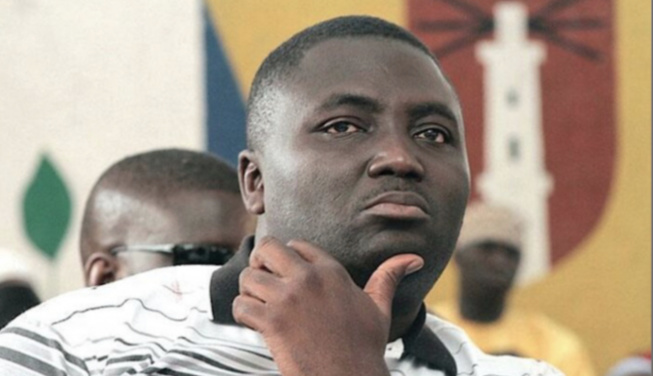 Bamba Fall et les dames du groupe Whatsapp «Kaay Maa Deylaa»