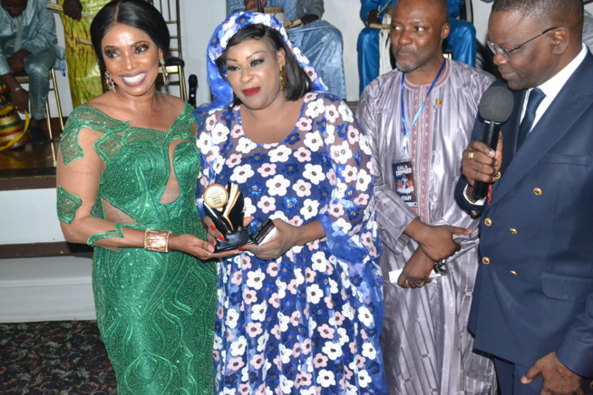 URGENT: Keb's Thiam de la TFM honorée par le Collectif des Sénégalais de la Diaspora à New York