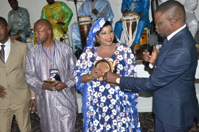 Omar Pen, Youssou Ndour, Thione Seck, Baba Maal, Ismael Lo, et Wally B Seck honorés par le Collectif des Sénégalais de la Diaspora à New York Omar Pen, Youssou Ndour, Thione Seck, Baba Maal, Ismael Lo, et Wally B Seck honorés par le Collectif des Sénégalais de la Diaspora à New York