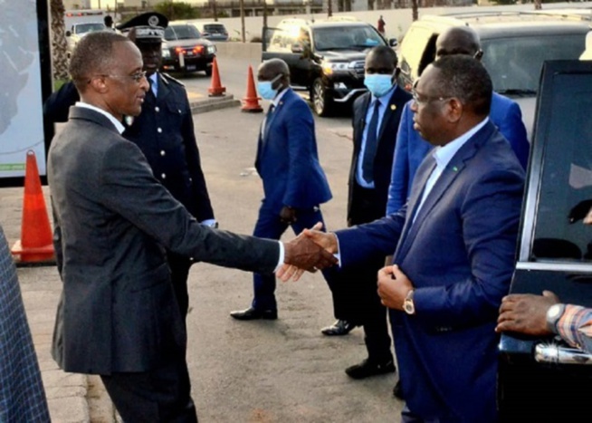 Abdoulaye Seydou Sow, le Baye Fall de Macky (Par Alioune Badara Sylla) Abdoulaye Seydou Sow, le Baye Fall de Macky (Par Alioune Badara Sylla)