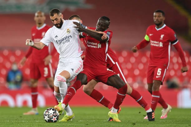 Ballon d'Or: le classement aurait fuité, Sadio Mané dauphin de Karim Benzema Ballon d'Or: le classement aurait fuité, Sadio Mané dauphin de Karim Benzema