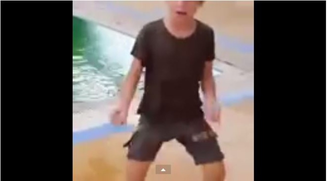 [VIDÉO] Un jeune garçon qui danse le « THIAKHHAGOUNE » (à mourir de rire)