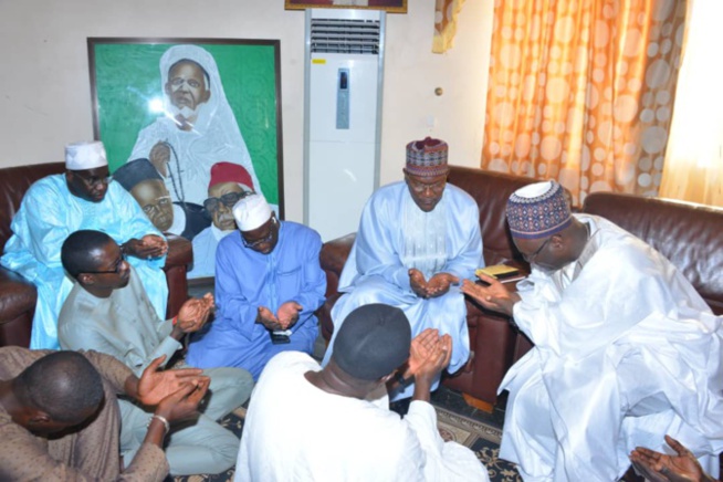 Investissements pour un bon déroulement du Gamou à Tivaouane et à Kaolack : Prières et remerciements des familles religieuses au Directeur général de la Sénélec Investissements pour un bon déroulement du Gamou à Tivaouane et à Kaolack : Prières et remerciements des familles religieuses au Directeur général de la Sénélec