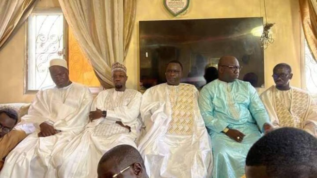 Gamou 2022 Medina Baye: Reçue par le khalife, la délégation de YAW bande les muscles envers le régime Gamou 2022 Medina Baye: Reçue par le khalife, la délégation de YAW bande les muscles envers le régime