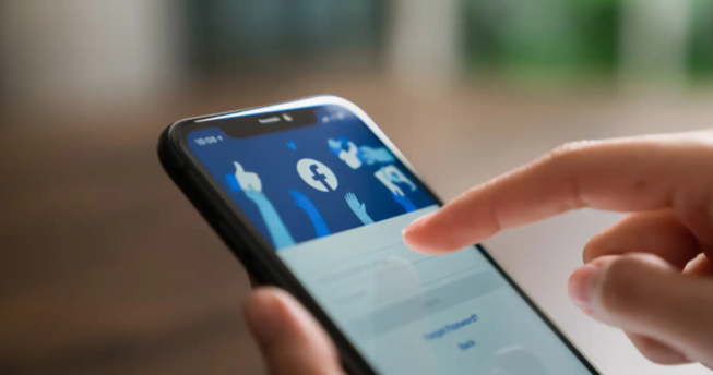 Attention, Facebook s'est fait voler 1 million de mots de passe, changez le vôtre ! Attention, Facebook s'est fait voler 1 million de mots de passe, changez le vôtre !