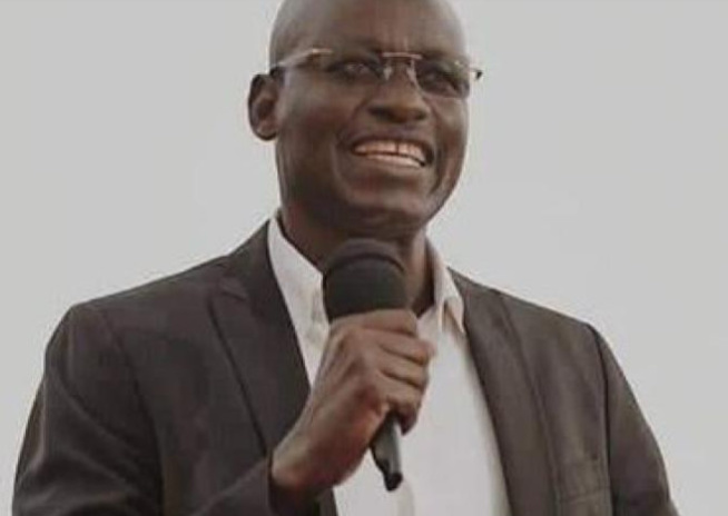 Député Abass Fall : « Les macarons de la 14e Législature achetés à 100 millions FCfa » Député Abass Fall : « Les macarons de la 14e Législature achetés à 100 millions FCfa »