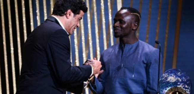 Ballon d’Or / Prix Socrates : Sadio Mané gagne le prix du joueur le plus engagé dans des projets caritatifs Ballon d’Or / Prix Socrates : Sadio Mané gagne le prix du joueur le plus engagé dans des projets caritatifs