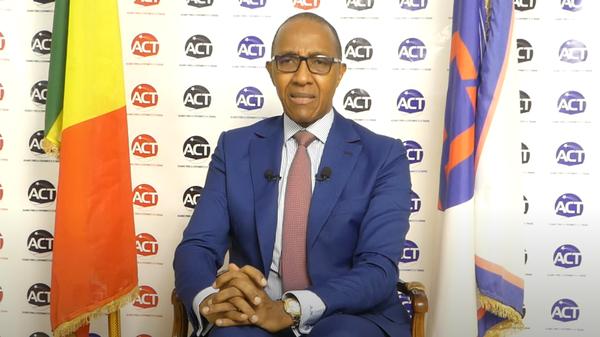 Nemmeku Tour de Sonko interrompu : Abdoul Mbaye s’en prend à Macky Sall Nemmeku Tour de Sonko interrompu : Abdoul Mbaye s’en prend à Macky Sall