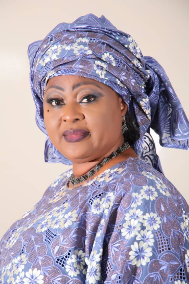 Calomniée, Awa Niang traite Abass Fall d’aigri Calomniée, Awa Niang traite Abass Fall d’aigri