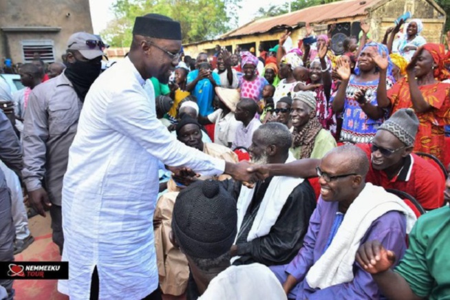 Début mouvementé du « Nemmeku Tour » du Leader du Pastef : Ousmane Sonko sous haute surveillance policière et gendarmesque ! Début mouvementé du « Nemmeku Tour » du Leader du Pastef : Ousmane Sonko sous haute surveillance policière et gendarmesque !