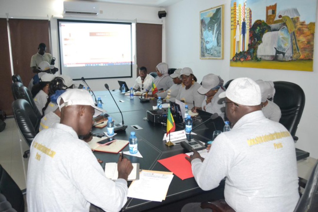 En images réunion de coordination des ALA African Leadership Awards ce 05 Novembre au Marriot Time Square de New York avec le MEDS. En images réunion de coordination des ALA African Leadership Awards ce 05 Novembre au Marriot Time Square de New York avec le MEDS.