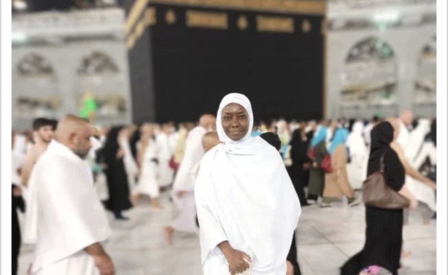 Coumba Gawlo Seck a enfin fait son Oumra à La Mecque… Coumba Gawlo Seck a enfin fait son Oumra à La Mecque…