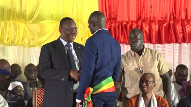 Thiès / Le Président Macky Sall répond au maire de Thiès : "Le plus essentiel, c’est que je vais relancer les chemins de fer"
