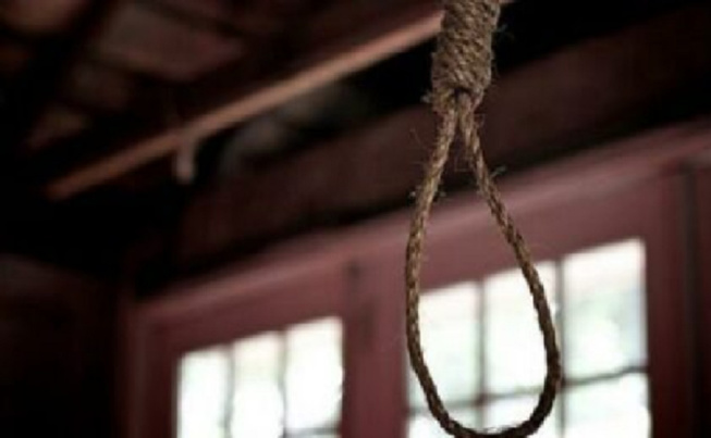 Fin tragique d’une jeune élève qui se donne la mort a Bagadadji : Pourtant elle préparait le repas de la journée Fin tragique d’une jeune élève qui se donne la mort a Bagadadji : Pourtant elle préparait le repas de la journée