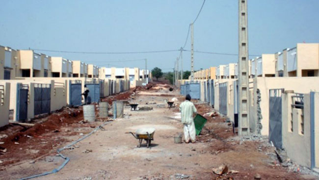 Amadou Thiam, DG de la Construction prévient: « L’objectif zéro bidonville est « très réaliste » Amadou Thiam, DG de la Construction prévient: « L’objectif zéro bidonville est « très réaliste »